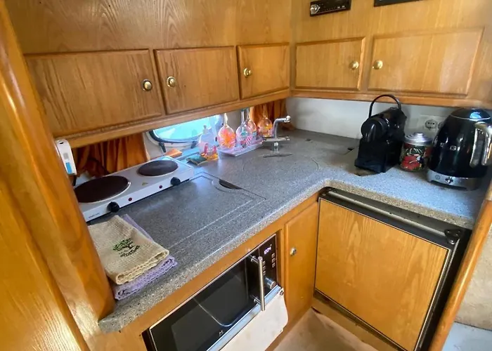 Sejour Face Au Vieil Avec Parking شقة أنتيب